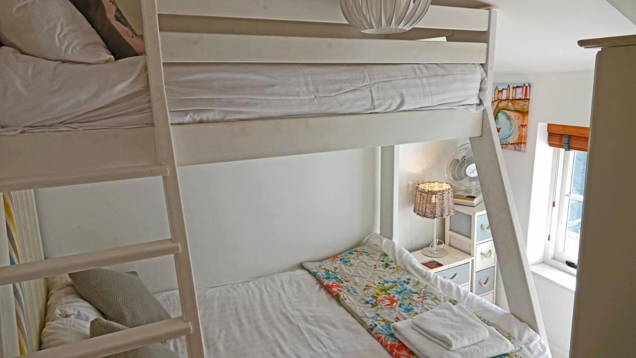 Merchants Rest Дартмут Екстериор снимка
